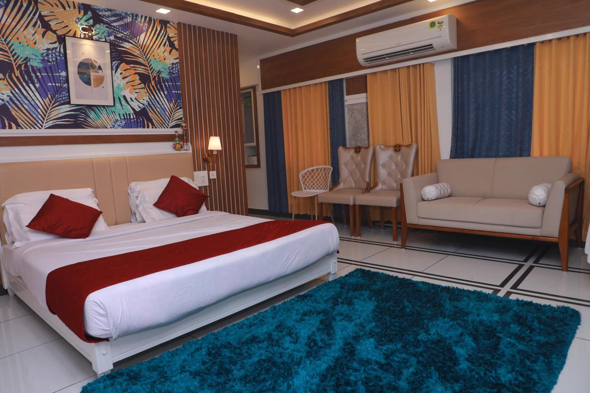 Excellency Airport Hotel Kochi Esterno foto